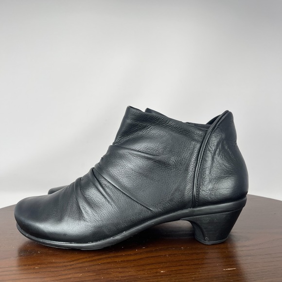 Naot Advance Boots Women's 42 / 11 Black Leather Comfort Side Zip Ankle Bootie - Picture 1 of 16
